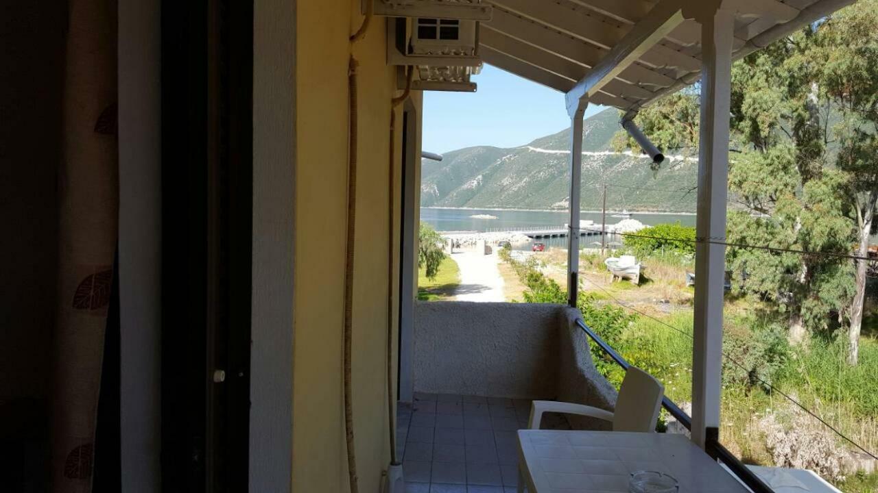 Villa Makis Василики Екстериор снимка